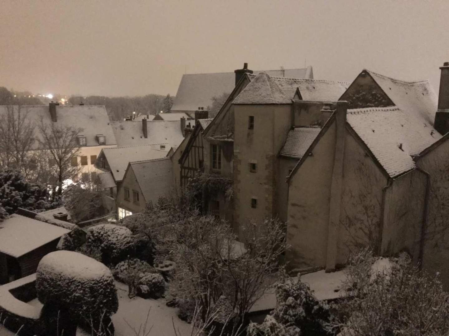 Apartmán T3 De 55M2 Au Centre De Chartres Avec Parking Exteriér fotografie