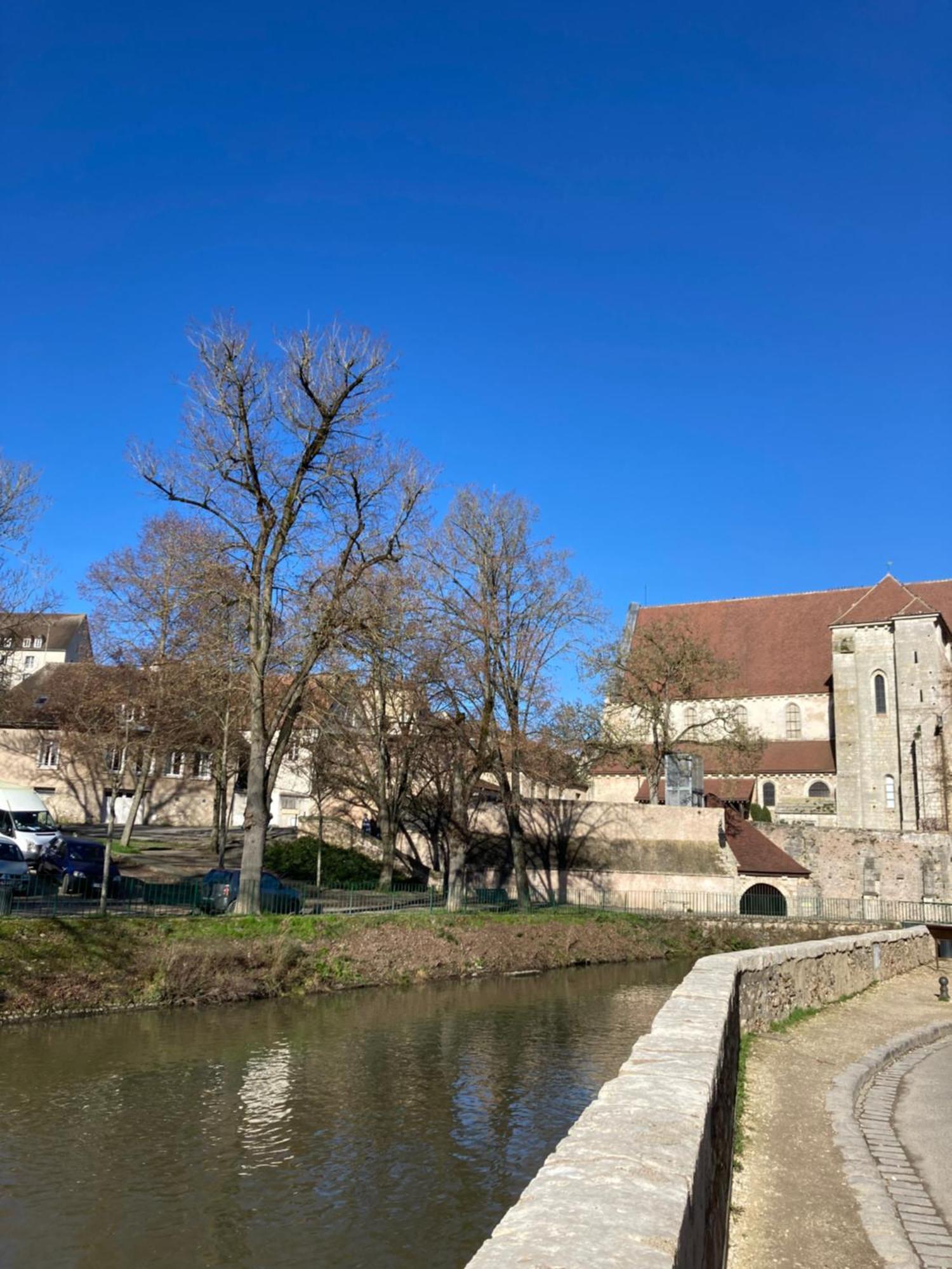 Apartmán T3 De 55M2 Au Centre De Chartres Avec Parking Exteriér fotografie